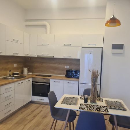 Luxury Central Newapartments One Bacău Exteriör bild